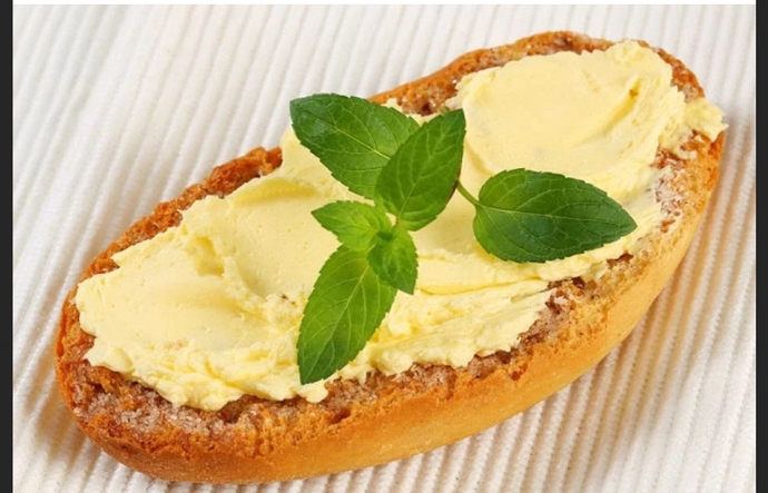 Ekmeğin üzerine en çok ne sürüp yersiniz?
