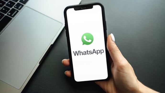 WhatsAppın gizlilik güncellemesi yürürlüğe girmeyecek. WhatsApp kullanmaya devam edecek misiniz?