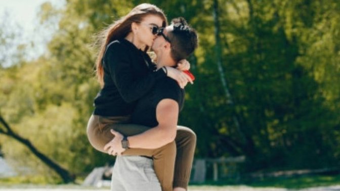 Sen Mi "Onsuz" Yapamazsın "O" Mu Sensiz Yapamaz?