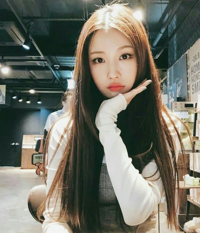 Korean kızları bebeksi ve tatlı tipe mi sahipler?