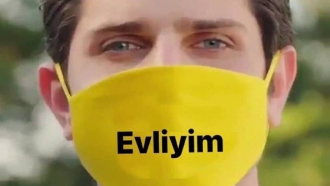 Eşiniz böyle bir maske takmanızı istese tepkiniz ne olur?