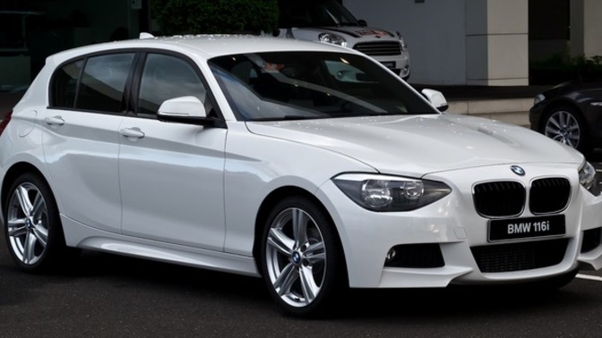 Sizce BMW 1.18 mi yoksa Polo mu?