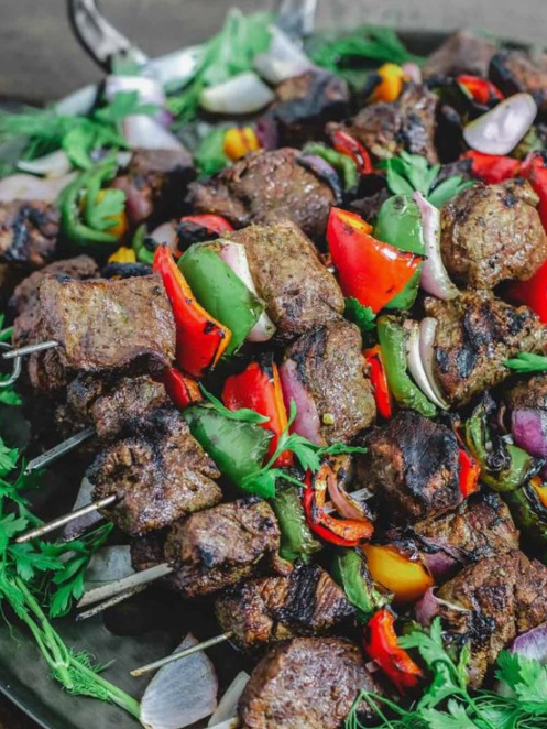 Mangal zamanı! Et şiş mi tavuk şiş mi?
