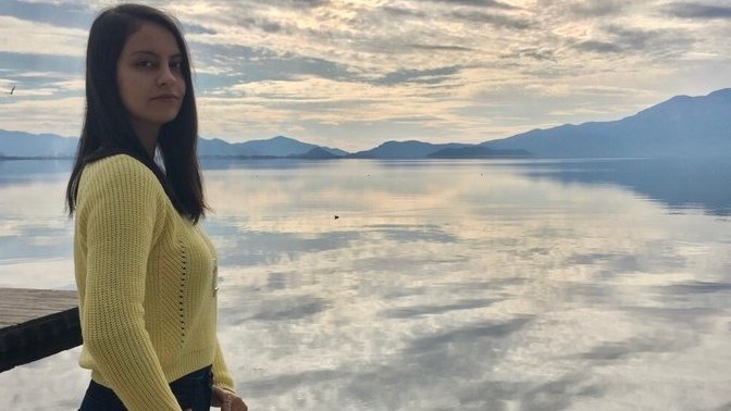 Esmer birine hangi saç rengi yakışır?