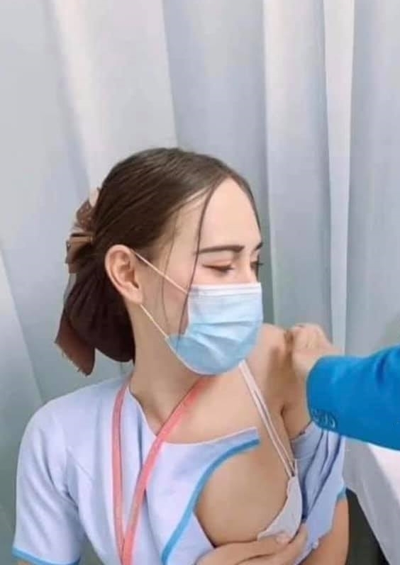 Bu kızın sosyal medya hesabını bulabi̇lir mi̇si̇ni̇z?