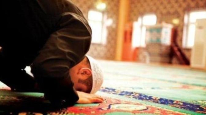 Akşam namazının önce farzı mı sünneti mi kılınır?