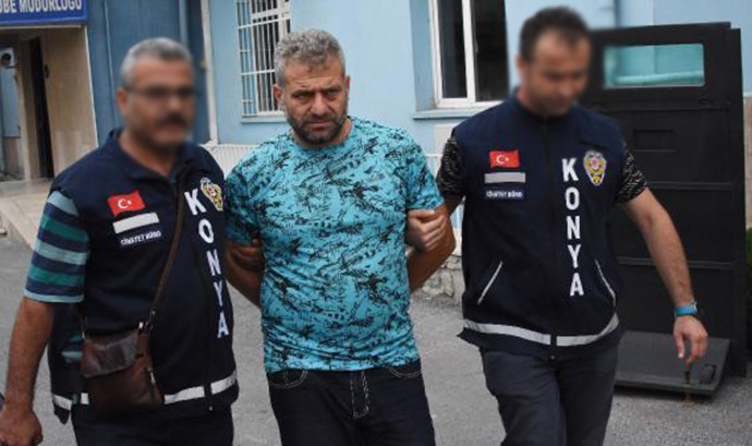 Eşini 46 bıçak darbesiyle öldürdü, ödül gibi ceza aldı! Müebbet hapis cezası 18 yıla düşürüldü Ne düşünüyorsunuz?