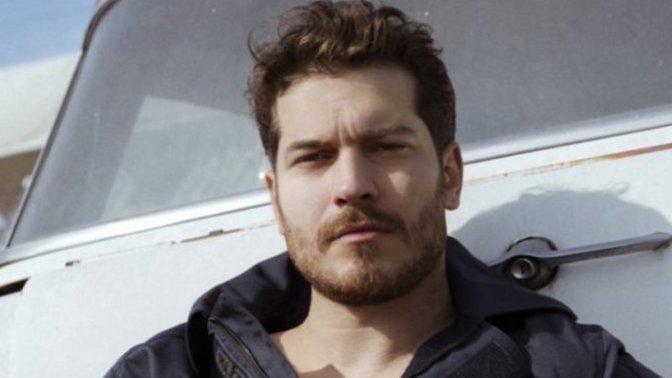 Erkeğin uzun boylu olması çekici olması için yeterli midir?