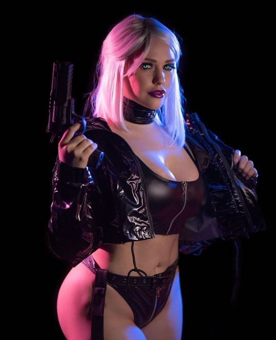 Mia Malkovanın Cyberpunk oyunu için çekimlerini nasıl buldunuz?