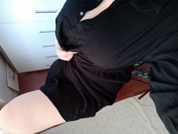 Güzelleşmek için göğüs küçültme ameliyatı olmayı düşünüyorum. Bu sebeple bıçak altına yatılır mı?