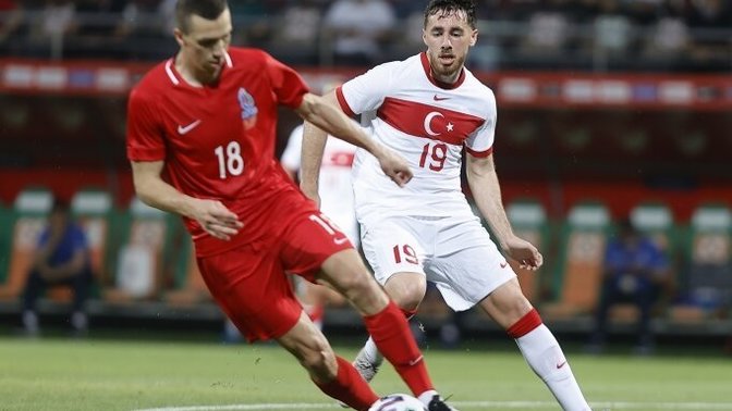 Euro 2020 için hazırlık maçında Turkiye Azerbaycan'ı 2-1 mağlup etti! Maçı nasıl buldunuz?