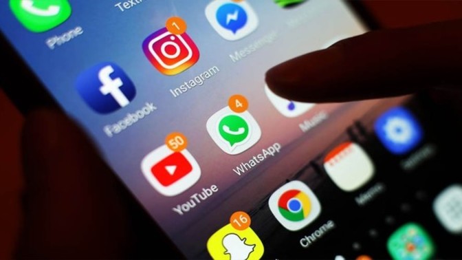 Telefonda en çok ve en az kullandığınız uygulama hangisidir?