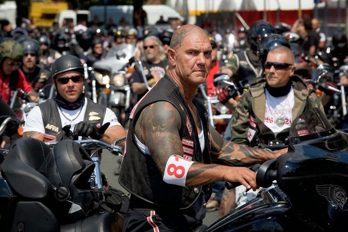 Sizce Genç Kel Erkek'lere Hangi Meslek Daha Çok Yakışıyor?