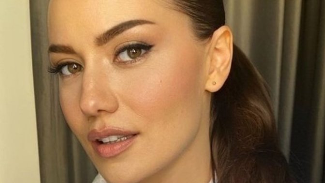 Fahriye Evcen Monica Belluci'den daha mı güzel?