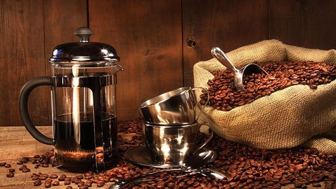 Ayılmak için sek filtre kahve mi nescafe mi yoksa bol köpüklü Türk