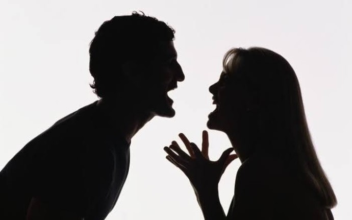 Hayatınızda ki kişi en fazla saat kaça kadar dışarıda arkadaşları ile gezebilir?