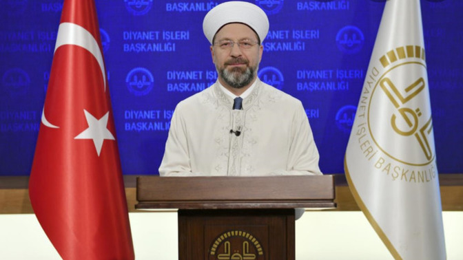 Aşıya karşı olanlara Diyanet'ten mesaj var: Kul hakkına girer. Sizce de aşı olmamak kul hakkı mıdır?