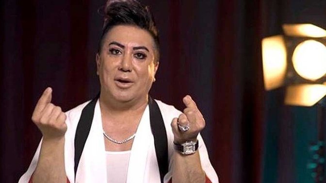 Ünlü isimlerin insanlara yardım etmek gibi bir zorunluluğu var mı?