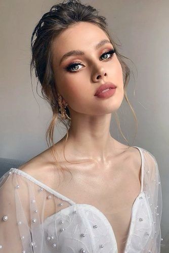 Düğünüme nasıl bir gelin makyajı yaptırabilirim?