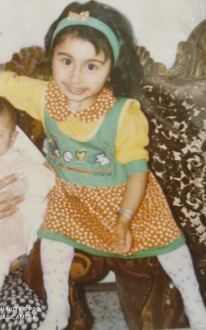 Çocukluk fotoğrafı olan var mı?