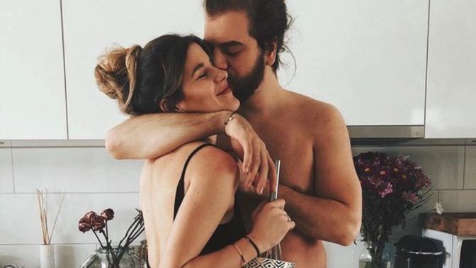 Sevgilinizin sizi rahat bırakması mı, yoksa her şeye karışması mı hoşunuza giderdi?
