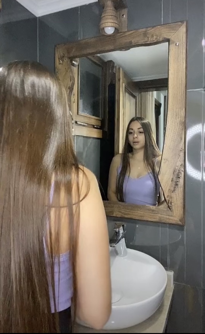 Kapalıyım, saçımı düzleştirip dışarı çıkamamak çok şey mi kaybettirir sizce?