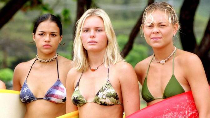 Denizde bikini giyilmesine karşı değilim ama bikininin iç çamaşırdan ne farkı var?