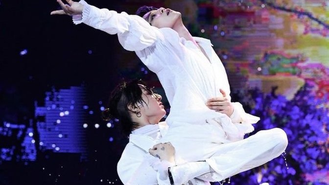 Kpop dinleyenler bakabilir mi?