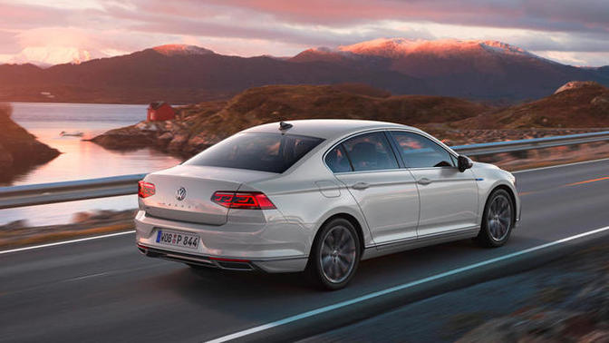 Fiat Egea mı yoksa VW Passat mı?