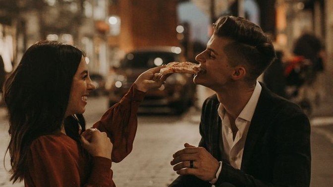 Sizce kadınlar mı yoksa erkekler mi hayatı boyunca daha çok aşık olur?