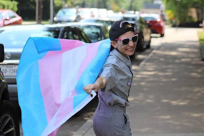Ailenizden biri size trans birey olduğunu söylerse ne tepki verirsiniz?