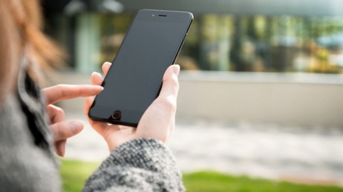 Yolda "Telefonunuzu kullanabilir miyim?" diye soran insana cevabınız ne olur?