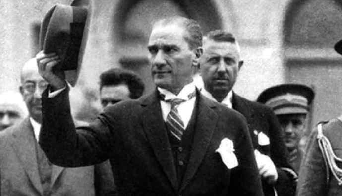 En sevdiğiniz Türk Lider?