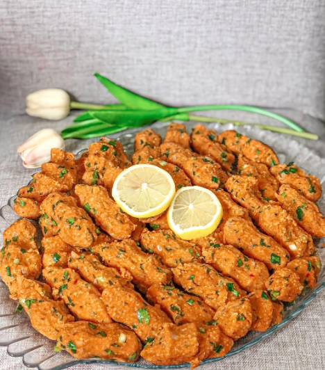 Mercimek köftesi nasıl yapılır?