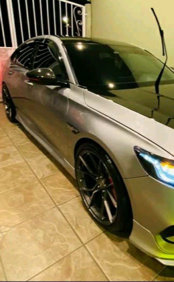 Audi mi Mercedes mi?