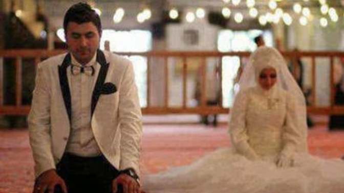 Dini görüşü sizden farklı biri ile evlenir misiniz?