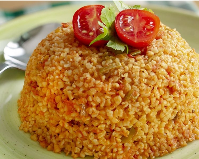 Domatesli bulgur pilavı nasıl yapılır?