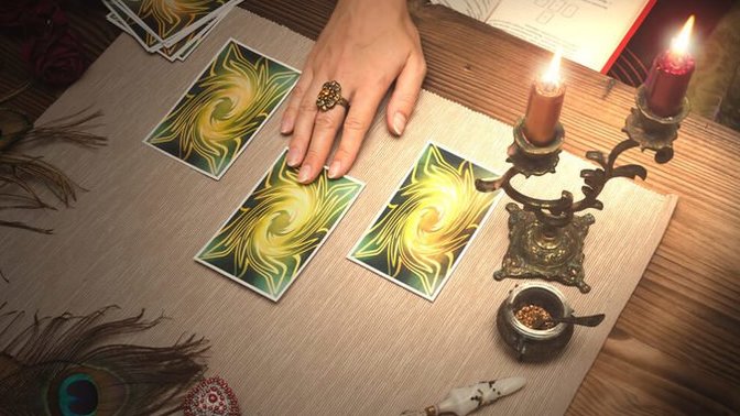 Tarot bakımını nasıl öğrenebilirim? Kendim öğrenmem mümkün müdür?