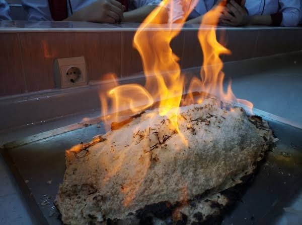 Çok yemek istediğiniz ama gereksiz pahalı olduğundan yemediğiniz bir yemek var mı?