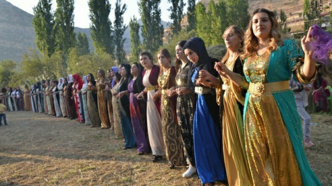Nedir bu "aşiret gelini" olma sevdası?