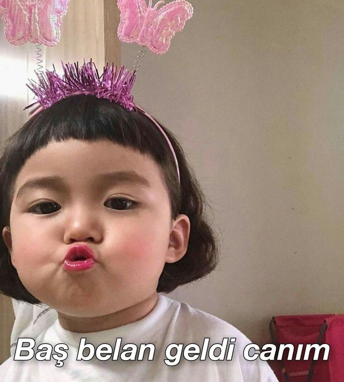 Neden her gördüğünüz renkli gözlü kişilere lens bu gerçek değil diyorsunuz?