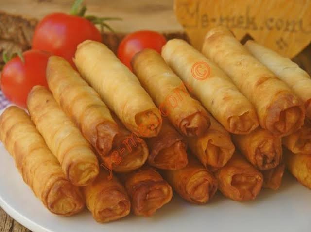 Kahvaltıya davet edildim. Ne götürebilirim?