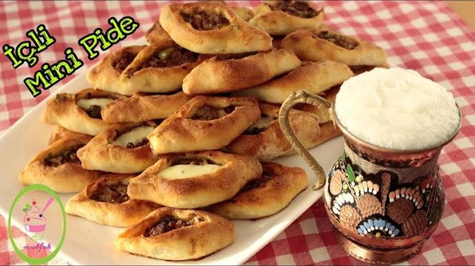 Kahvaltıya davet edildim. Ne götürebilirim?