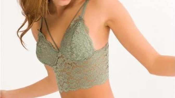 Dışarıda bralet sütyen giymek hakkında ne düşünüyorsunuz?