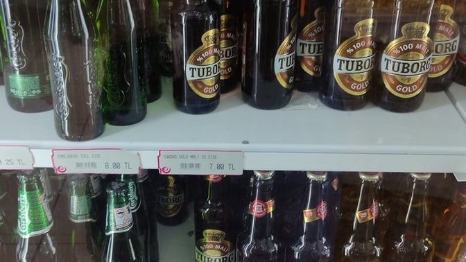 Kıbrıs'ta süt ve alkol fiyatlarına bakar mısınız?