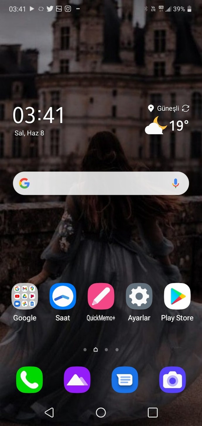 SELAMÜN ALEYKÜM Hayırlı Geceler Arkadaşlar Samsung Galaxy S10 Mun Yeni Duvar Kağıdı Nasıl gerçi yok resim ama 😅 asıl soru kamera?