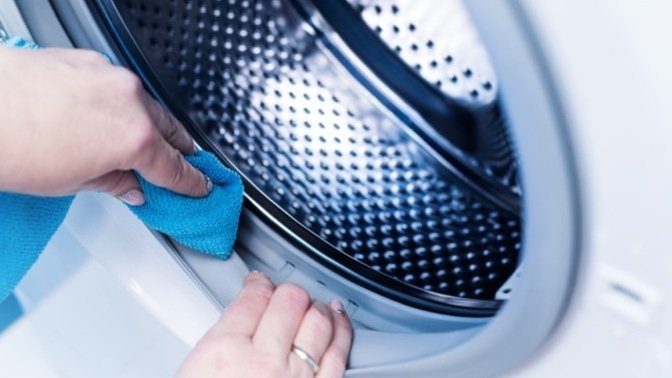 Çamaşır makinesi ne kadar sürede bir tambur temizleme programı ile temizlenmeli?