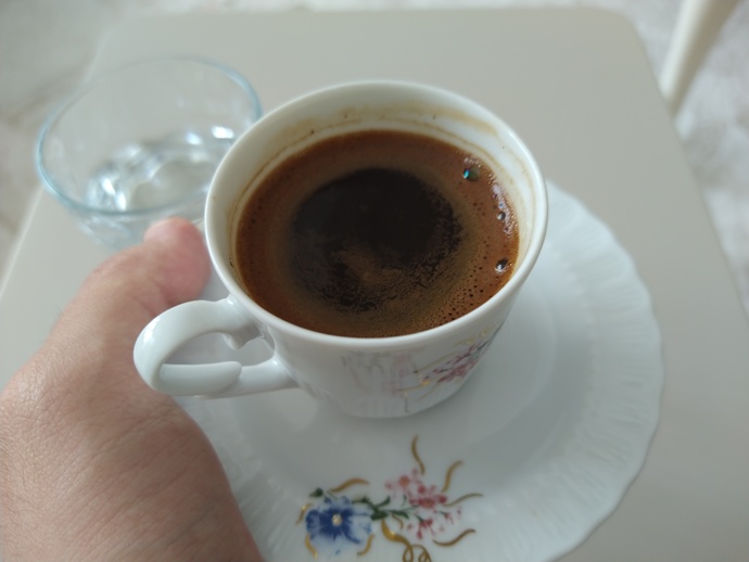 Türk kahvesi seviyor musunuz, ne sıklıkla kahve içiyorsunuz?