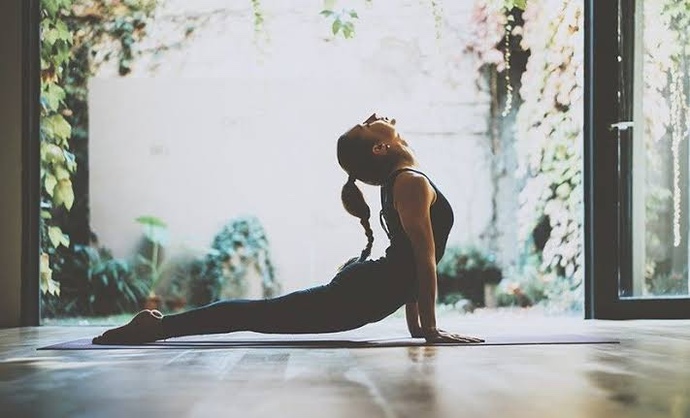 Yoga yapan kadınlar entellektüel midir? 🧘🏼‍♀️?