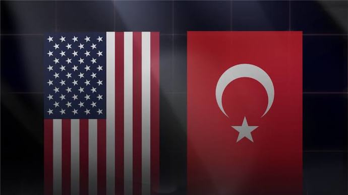 Atatürk mü daha karizmatik yoksa Abraham Lincoln mu?